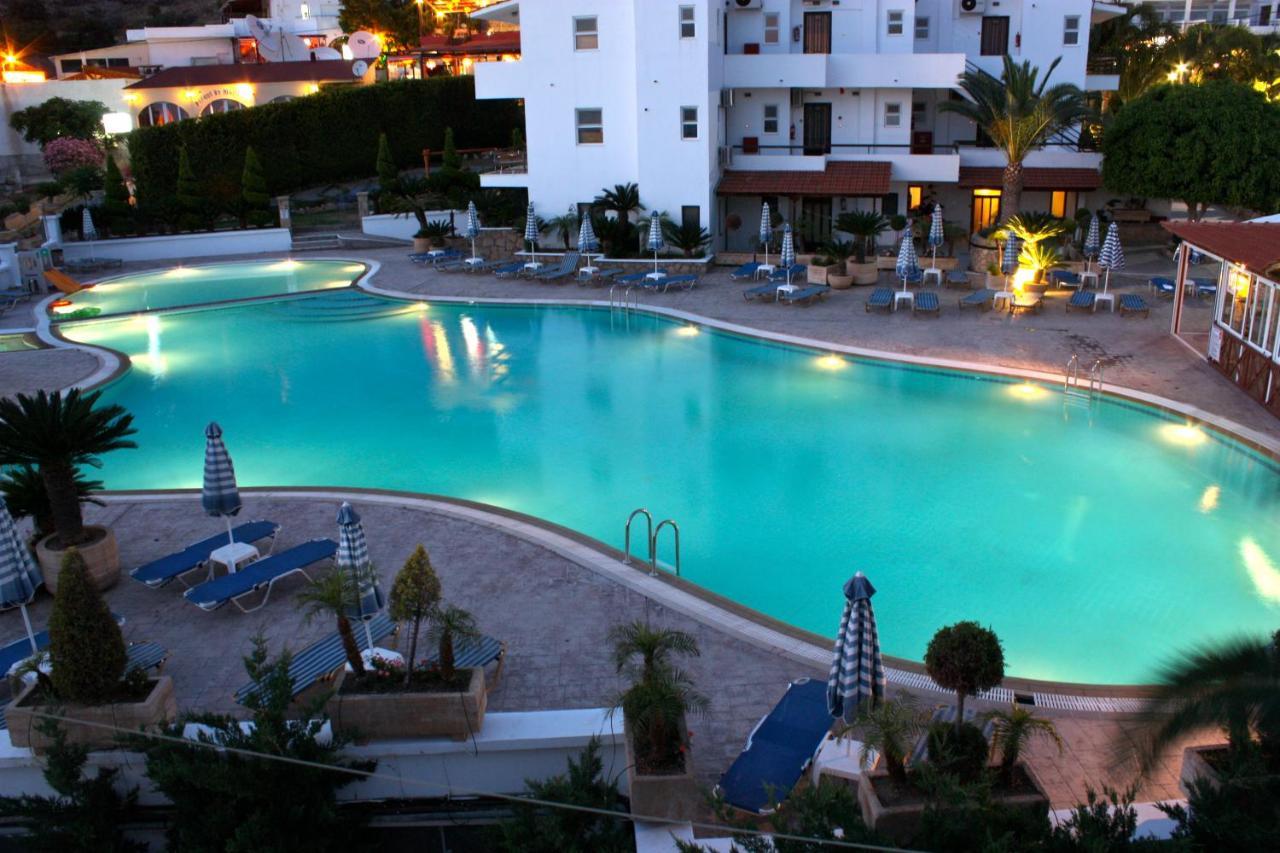 Coliseum Studios & Apartments Pefki المظهر الخارجي الصورة