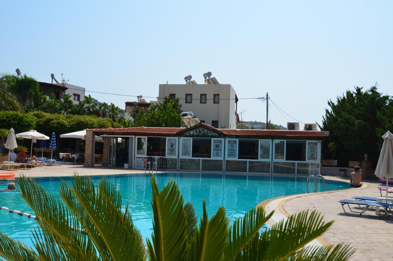 Coliseum Studios & Apartments Pefki المظهر الخارجي الصورة